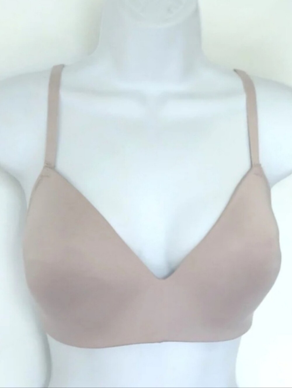 36D Wireless Multi-way Bra in Nude with Adjustable Straps